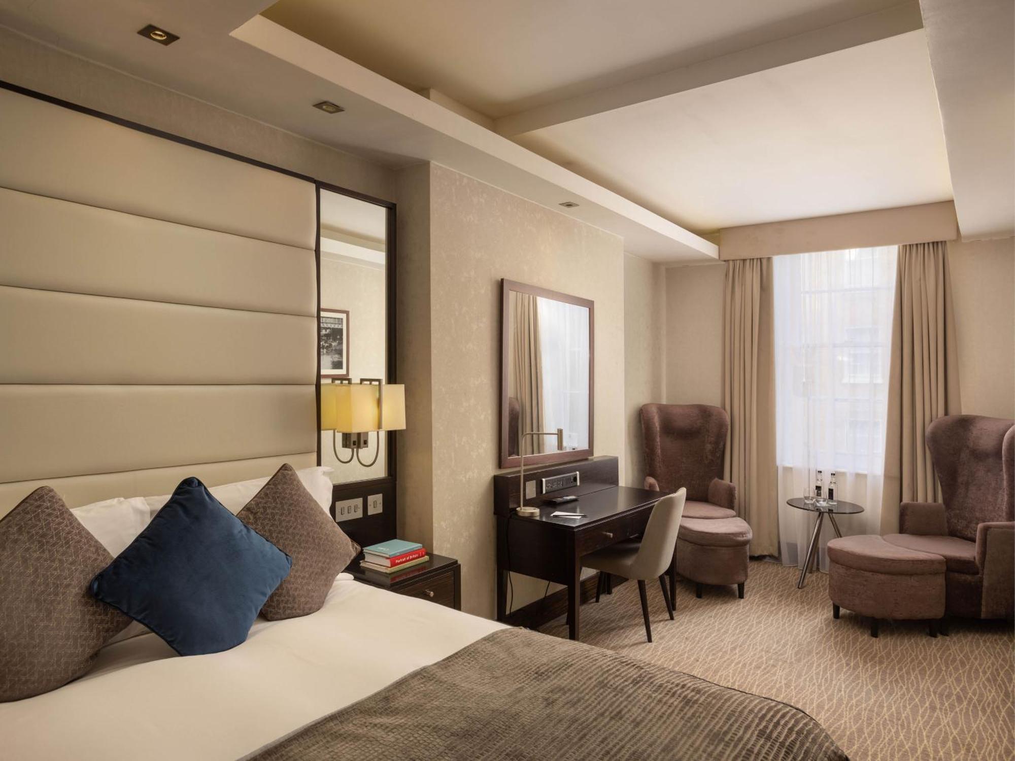 Deluxe Double or Twin Room